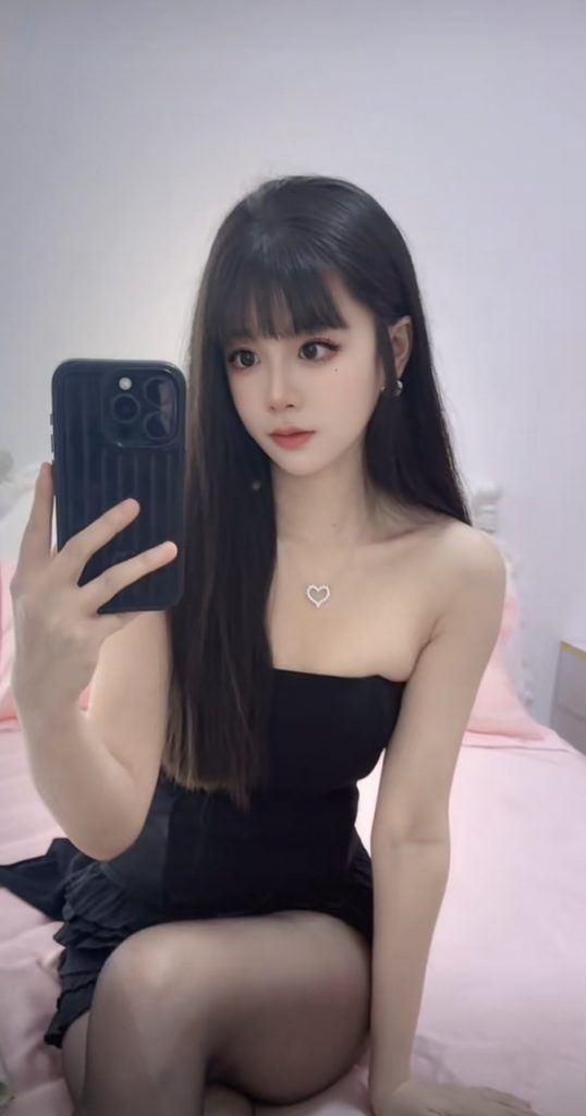 潍坊市潍城区黑丝极品三点式各种姿势-风悦楼