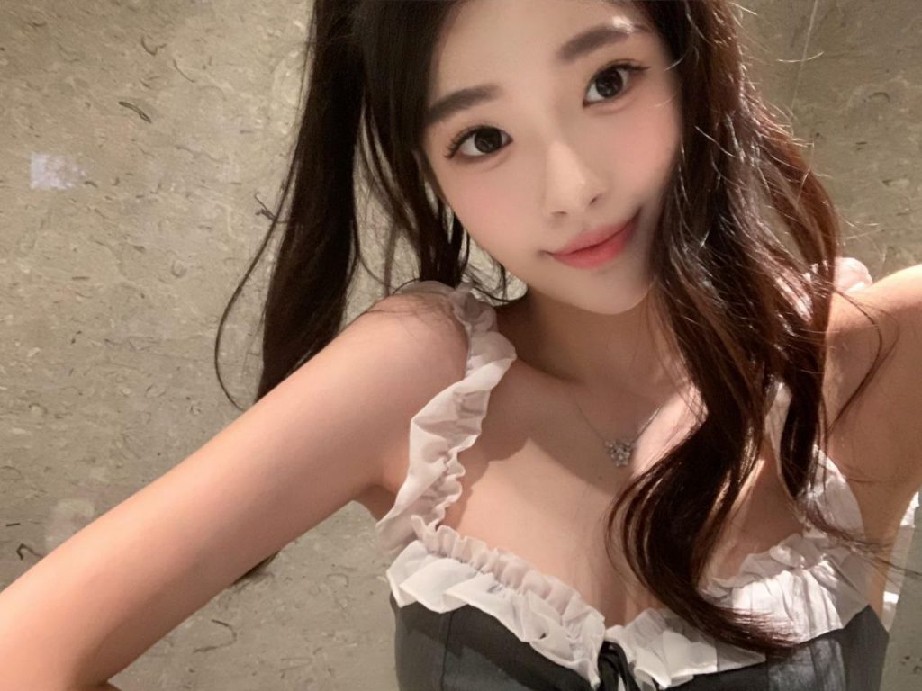 性感粉嫩小淫逼-风悦楼