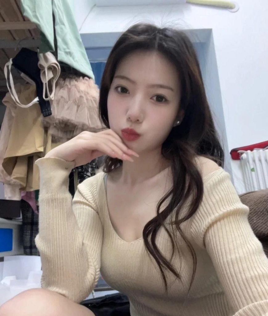 高颜值女神笑笑-风悦楼