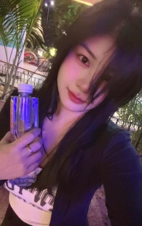 宁波小姐姐-风悦楼