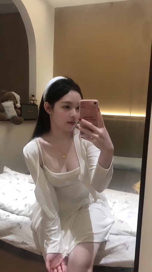 【杭州】闷骚款大奶妹开大10张-风悦楼